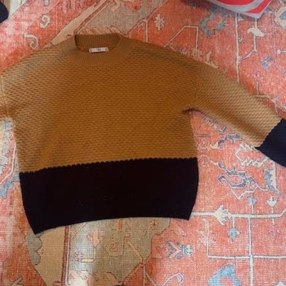 sweater